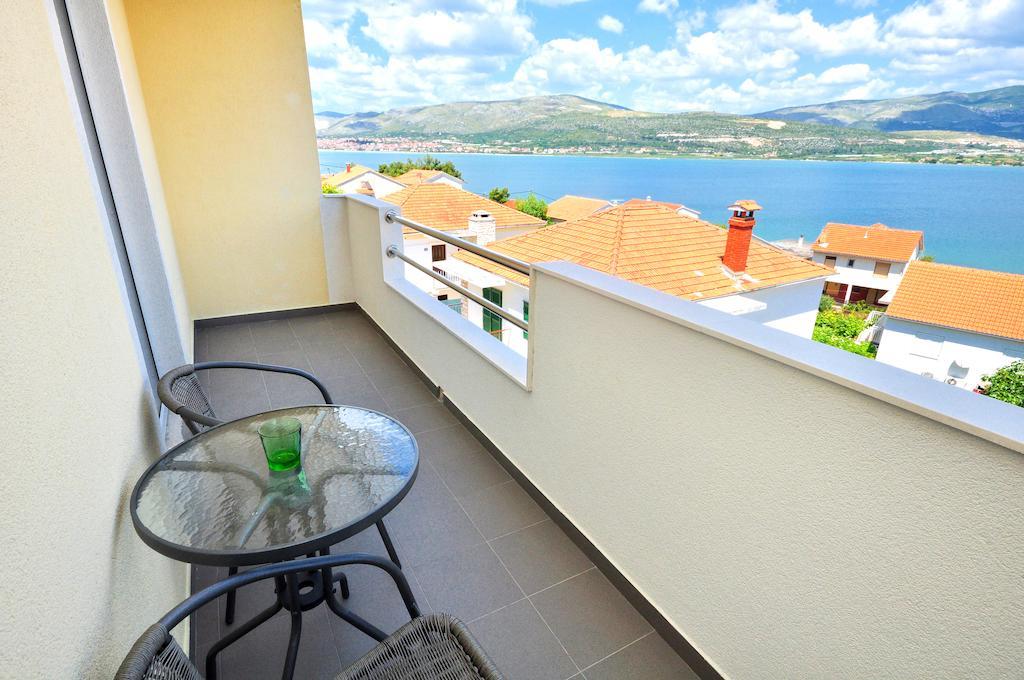 Apartments Sakal Trogir Room photo