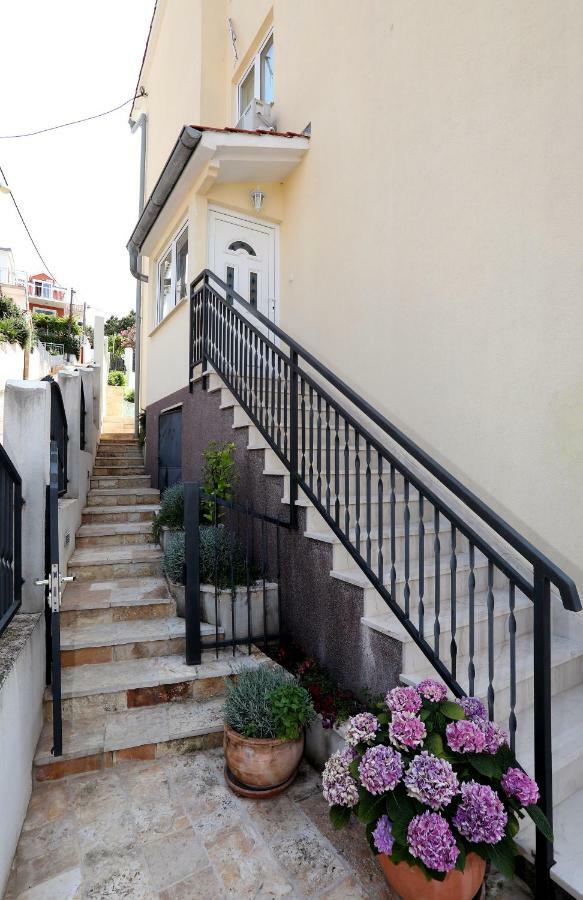 Apartments Sakal Trogir Exterior photo