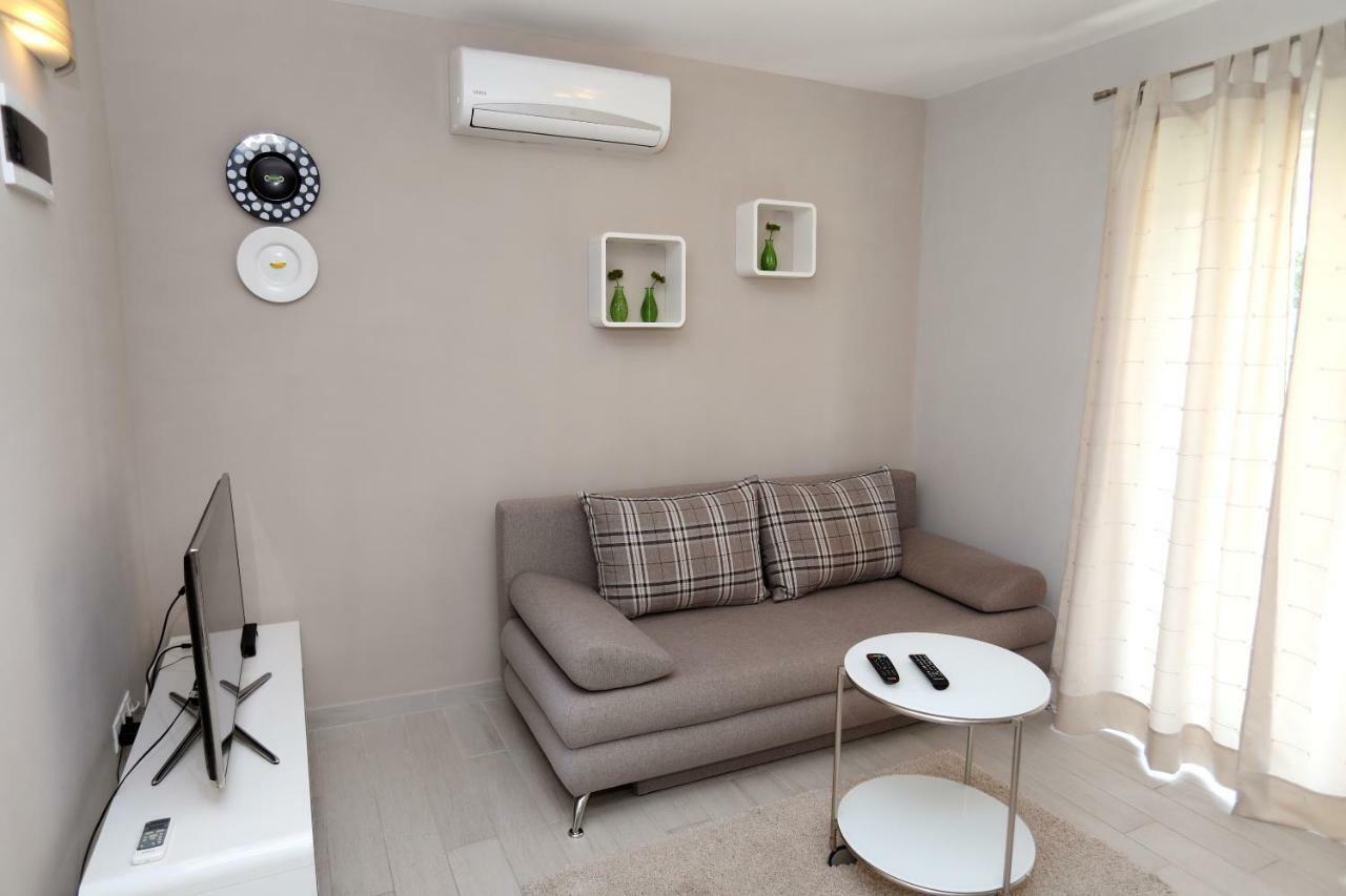 Apartments Sakal Trogir Exterior photo