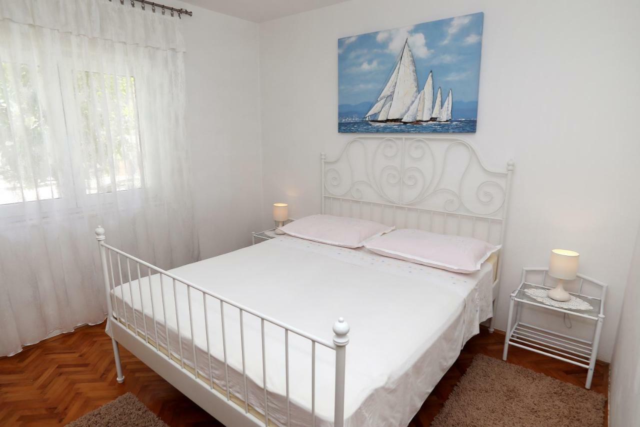 Apartments Sakal Trogir Exterior photo